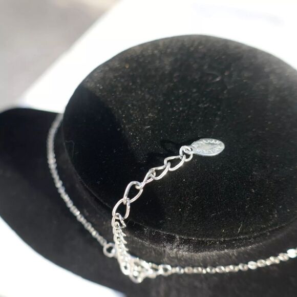 Ali Kahn New York Y-drop Necklace Opaque Clear Crystals Silvertone 18 inch - Picture 7 of 7